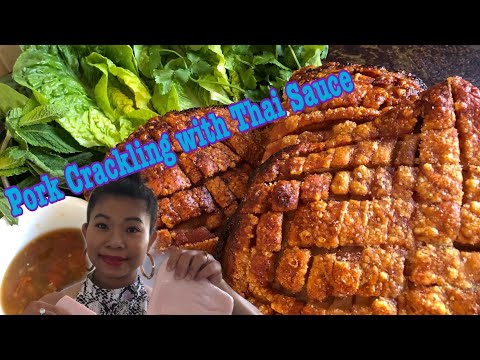 Pork Crackling with Thai sauce