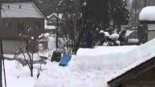 First Snow, Christmas Day 2010.  Niigata, Japan by Tom Hayes 482 views 13 years ago 44 seconds