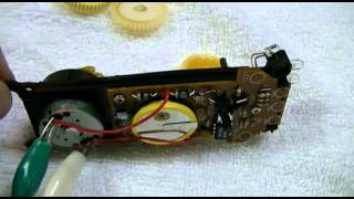 Hand-Crank Generator Flashlight Repair
