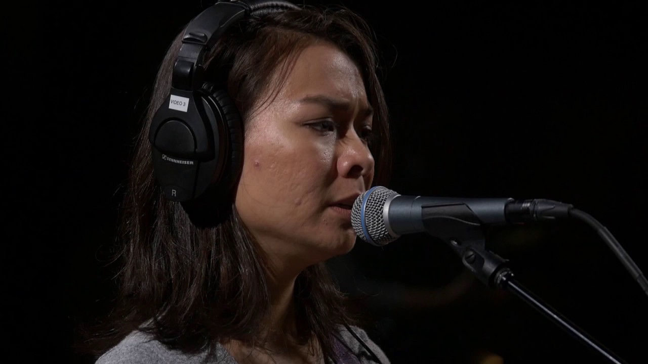 Mitski - A Burning Hill (Live on KEXP) - YouTube
