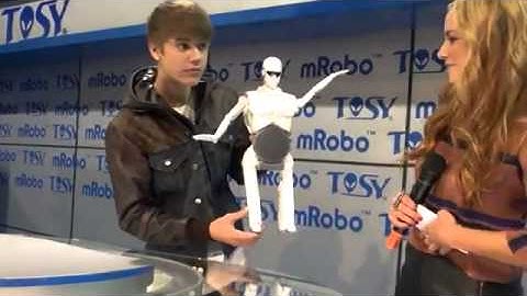 Robot nhảy mRobo