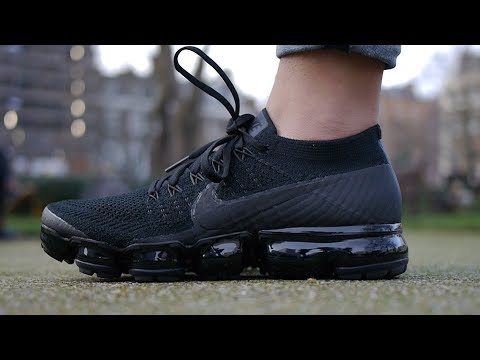 nike air vapormax flyknit triple noir