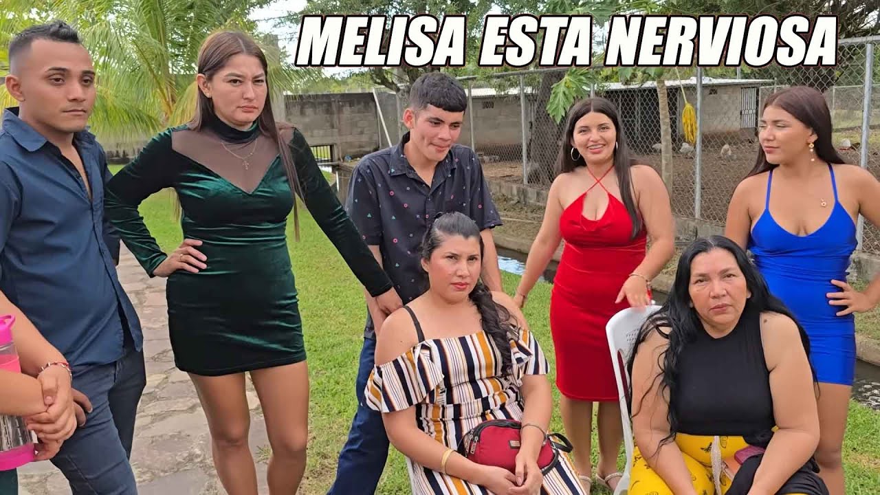 Melissa se presenta con la mamá del Chelito.