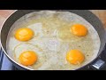 ¡Cubre los huevos con una tortilla! Receta deliciosa y lista en minutos.