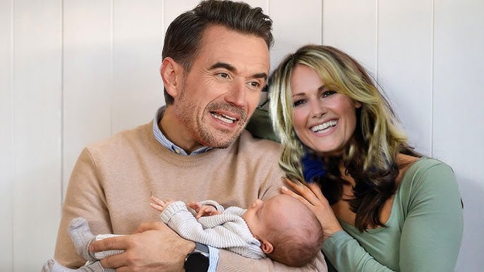 Mit 40 brach Helene Fischer endlich das Schweigen, das die Welt schockierte - YouTube