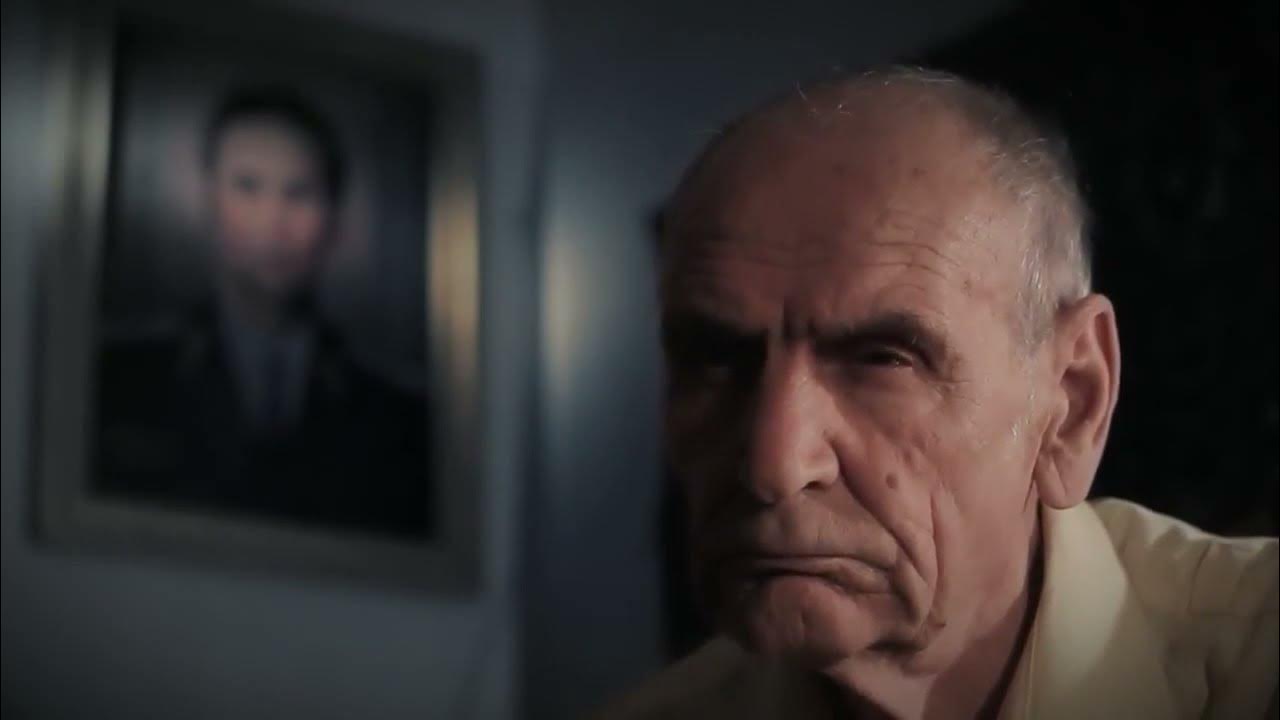 Тайга жека. Вк евген евгеньевич кстово. Мужчина в тайге с фонариком в полный рост. Таежный мужик. Тайга жека.