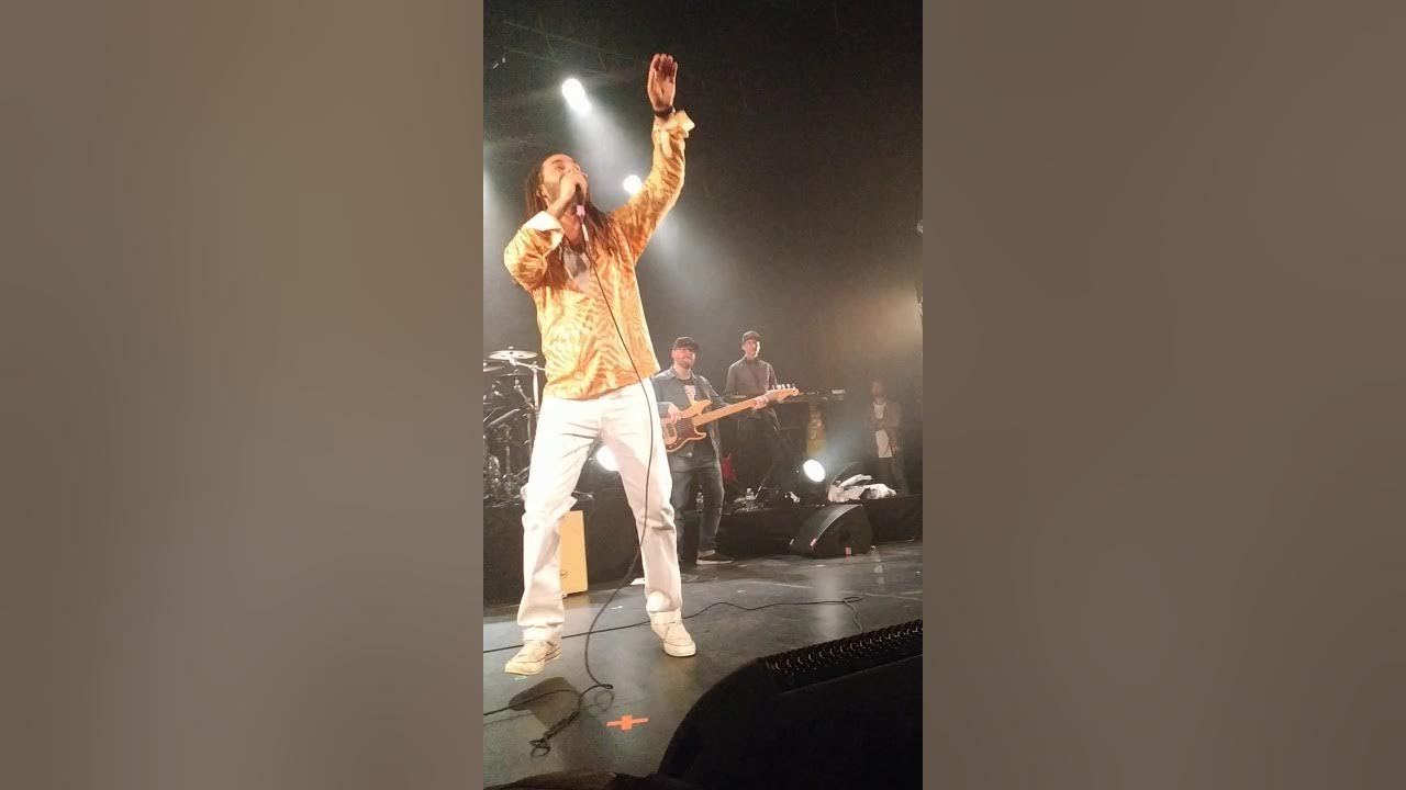 TAÏRO UNE SEULE VIE Le Trianon,