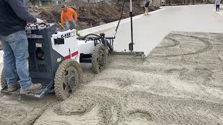 Somero S-485 Laser Screed in the Mud by Star Equipment, Ltd. 6,373 views 1 year ago 50 seconds