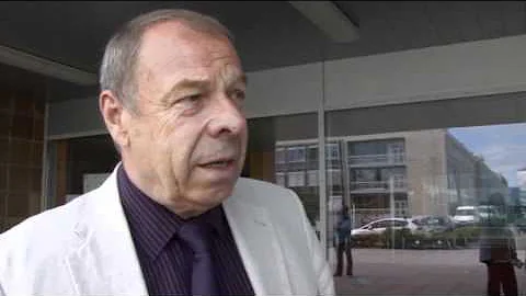 Proč nemůže zaměstnanec nosit roušku?