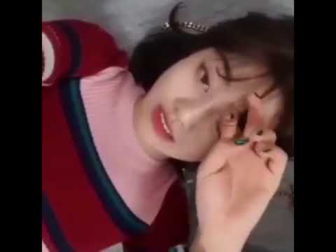 TWICE'S SANA MOANS IN VLIVE