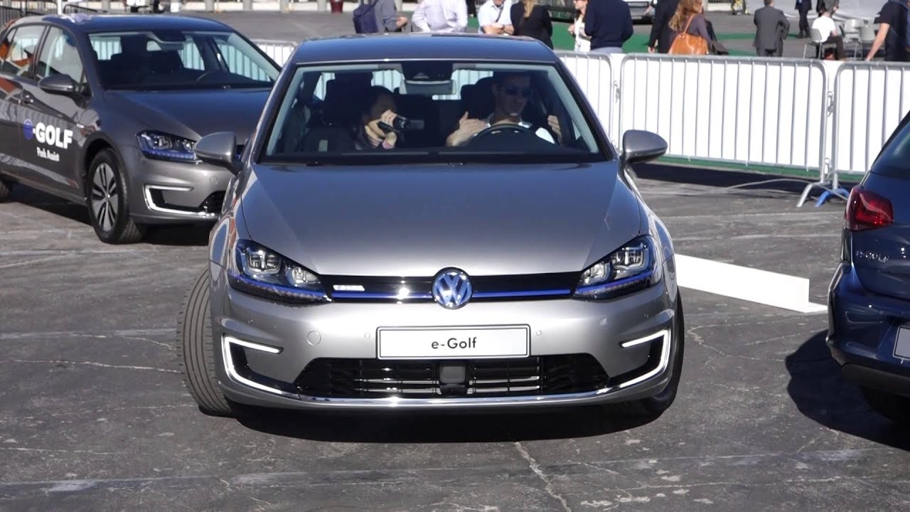 CES 2015 elektryczny VW Golf z asystentem parkowania