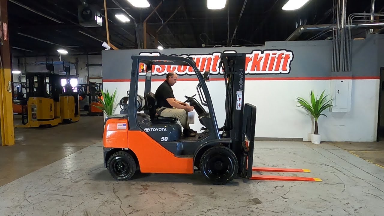 TOYOTA 8 Series 8FGU25 5 000lb LP Propane 1689 Forklift For Sale 