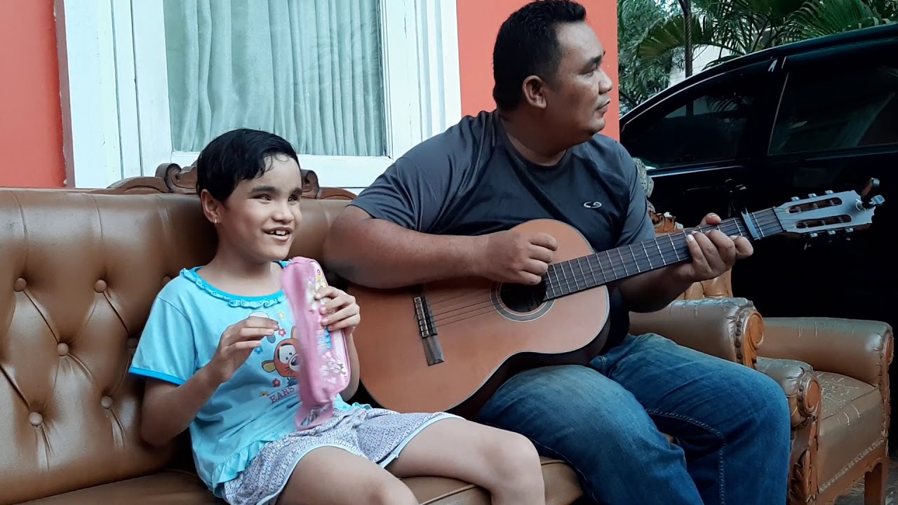 Dibawah kepak sayap-Mu - YouTube