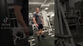 optymalne treningi?😅optymalne lenistwo tak bym to nazwał 🫵#oldschool #trenerpersonalny #bodybuilding
