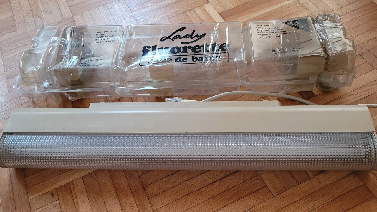Lampe Mazda Projection Mazdaphona Cylindrique BA21S, France, Dans Sa Boîte