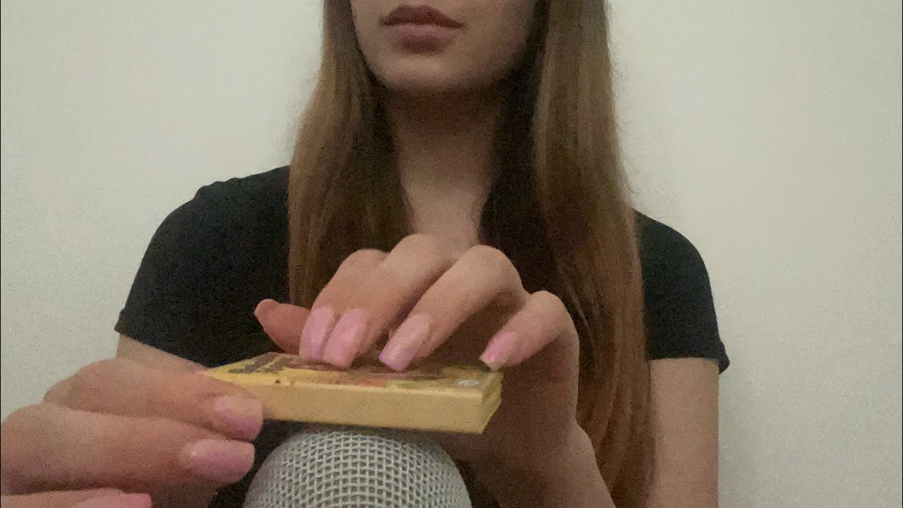 ASMR SUOMI Katsojan toive: Eri esineillä ja kynsillä ääniä suoraan mikkiin🫶🏻