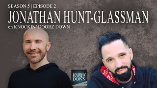Jonathan Hunt-Glassman | Cutting Back And Helping People Struggling With Alcohol With Oar Health.
Join me, Jason LaChance host of the @Knockin Doorz Down podcast, certified addiction recovery coach, and mental health advocate for my sit down with special guest Jonathan Hunt-Glassman.
Jonathan Hunt-Glassman is the CEO and co-founder of Oar Health. Oar Health helps people who are struggling with alcohol by providing private and convenient access to medication proven to make drinking less or quitting easier. Before founding Oar Health, Jonathan held healthcare strategy leadership roles at Humana, Optum, and Bain & Company.
Jonathan and I discuss our different approaches to our lives when it comes to alcohol. I personally needed to live an abstinence-based life whereas Jonathan has taken the path of medication paired with therapy that has resulted in a major reduction in alcohol consumption.
We converse about the similar feelings, actions, and consequences as well as personal histories that led us both to question alcohol use in our lives.
We discuss the following and more.
Intro 00:00
When we misuse substances do we hurt others? 5:30
What are the circumstances and feelings that led you to abuse alcohol? 15:00
How do culture and climate play into substance abuse? 17:00
How can medication possibly help someone drink less or be sober? 27:30
This is Jonathan Hunt-Glassman Knockin’ Doorz Down.
For more on Jonathan: https://www.oarhealth.com/
Please subscribe and share and to get the YouTube visit https://www.KDDPodcast.com for more Celebrities, everyday folks, and expert conversations on turning your greatest adversities into your most significant advantages.
Get your copy of Carlos Vieiras Autobiography Knockin Doorz Down. Hardcover, Paperback & Audio Book https://linktr.ee/kddbook
For the KDD Inspired t-shirts brought to you by 51FIFTY.
https://www.kddmediacompany.com/shop
For more information on Carlos Vieiras autobiography Knockin Doorz Down, the Carlos Vieira Foundation, the Race 2B Drug-Free, Race to End the Stigma, and Race For Autism programs visit: https://www.carlosvieirafoundation.org/
#sober #wedorecover #mentalhealth #sobriety Jonathan Hunt-Glassman | Cutting Back And Helping People Struggling With Alcohol With Oar Health.