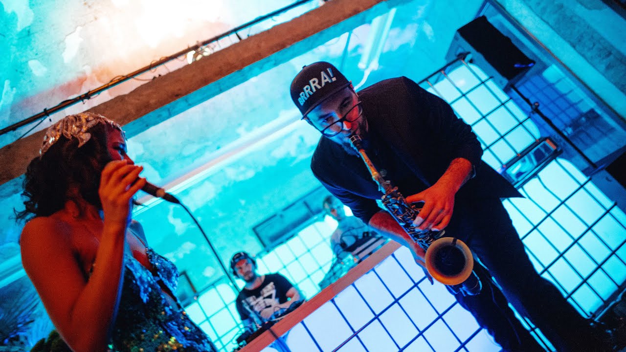 ELBKLANG - DJ Plus Sängerin & Saxophon SHAPE OF YOU