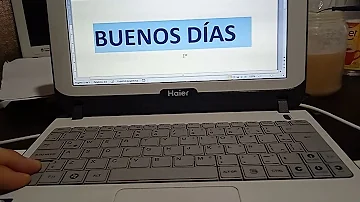 ¿Cómo se copia y se mueve en un portátil?