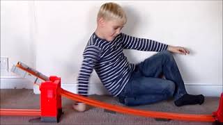 Hot Wheels Track Builder Stunt Bridge