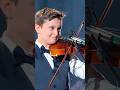 Francesco omaggia Pino Mango con “Rondine” a #TheVoiceKidsIt 🎻