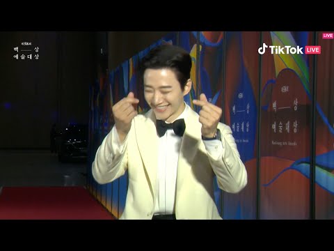 준호] 제58회 백상예술대상 레드카펫 준호 cut  _2PM JunHo