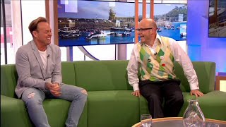 Jason Donovan in Stitches with Harry Hill Joke