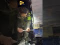 Hallan 710 kilos de c0c@1n@ bajo el piso de un tractocamión