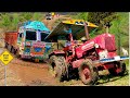Indian simulator game where atractor rescues a truck