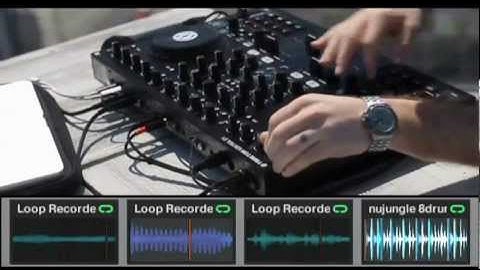 Native Instruments Traktor Kontrol S4 DJ Controller - Traktor Kontrol S4