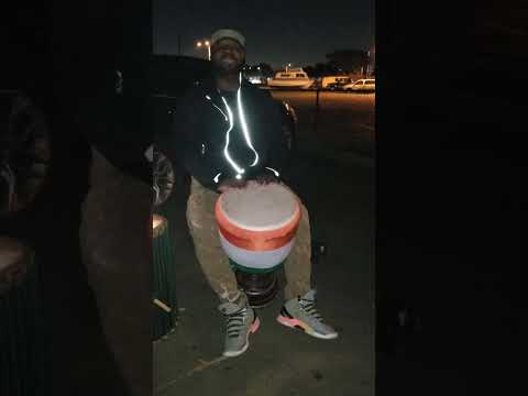 soli- solo phrases for djembe. Solo Soro