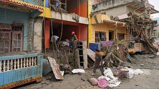 Number of missing in Nepal floods rises to nearly 3,000 as UNICEF says 17,000 children need aid
