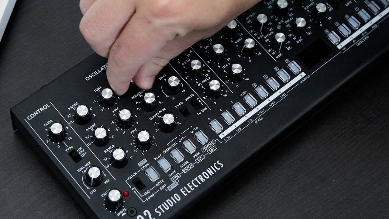 Download tiny knobs BIG SOUND — Checking out ROLAND SE-02