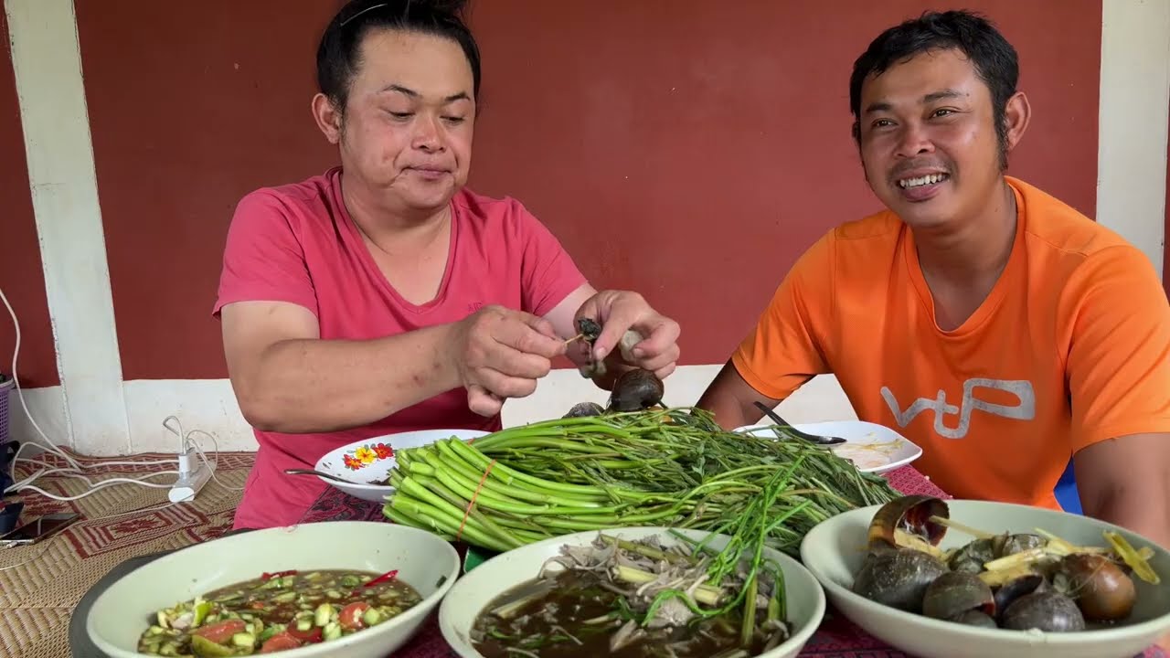 แกงเห็ดพุงแลนเห็ดที่หากินได้ยากและรสชาติยังอร่อยสุดๆ มีใครเคยกินบ้างค่ะ