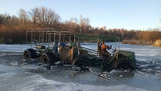 вездеход Соломономобиль ломает лед