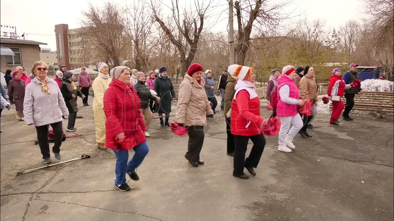 Сколько людей живет в орске. Акция «10 тысяч шагов к жизни» 2024. Всероссийская акция «10 тысяч шагов к жизни». Акция фото. 10 Тысяч шагов акция.