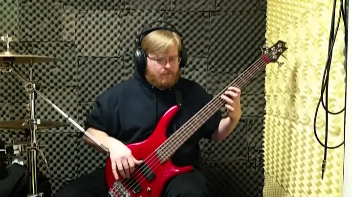 Ryan Schaefer - Bass Cover - Play That Funky Music...