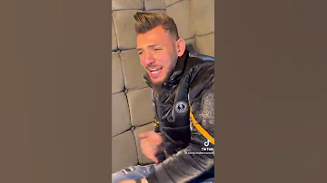 و رن قالي عايزك تجيلي انا نايم راقد في سريري Tiktok حالات Subscribe 