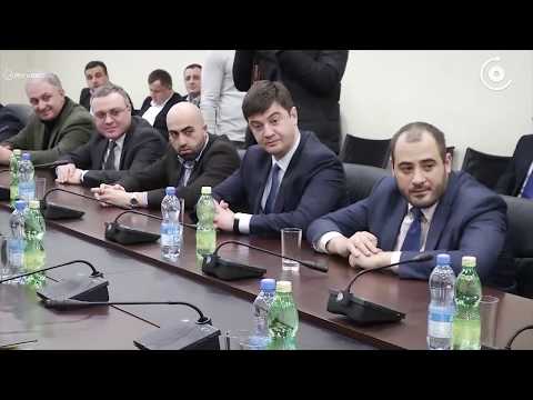 ზურაბ ალავიძემ ახალ მინისტრს უფლებამოსილება გადააბარა