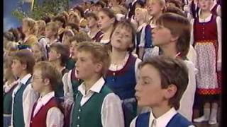 Video thumbnail of "Chorensemble - Mein Vater war ein Wandersmann (Der fröhliche Wanderer) 1985"