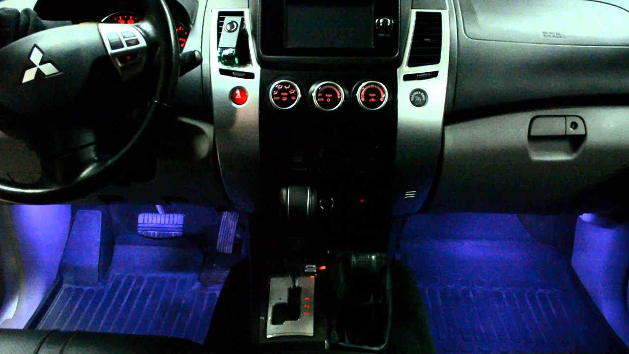 Замена лампочки в бардачке паджеро 4 - 98 фото