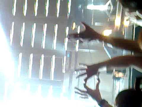 Fin du concert Lenny Kravitz  Reims 22 avril 2009
