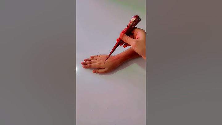 حطيت لهيلين وهيفي حنة بمناسبة يوم كامل نعم