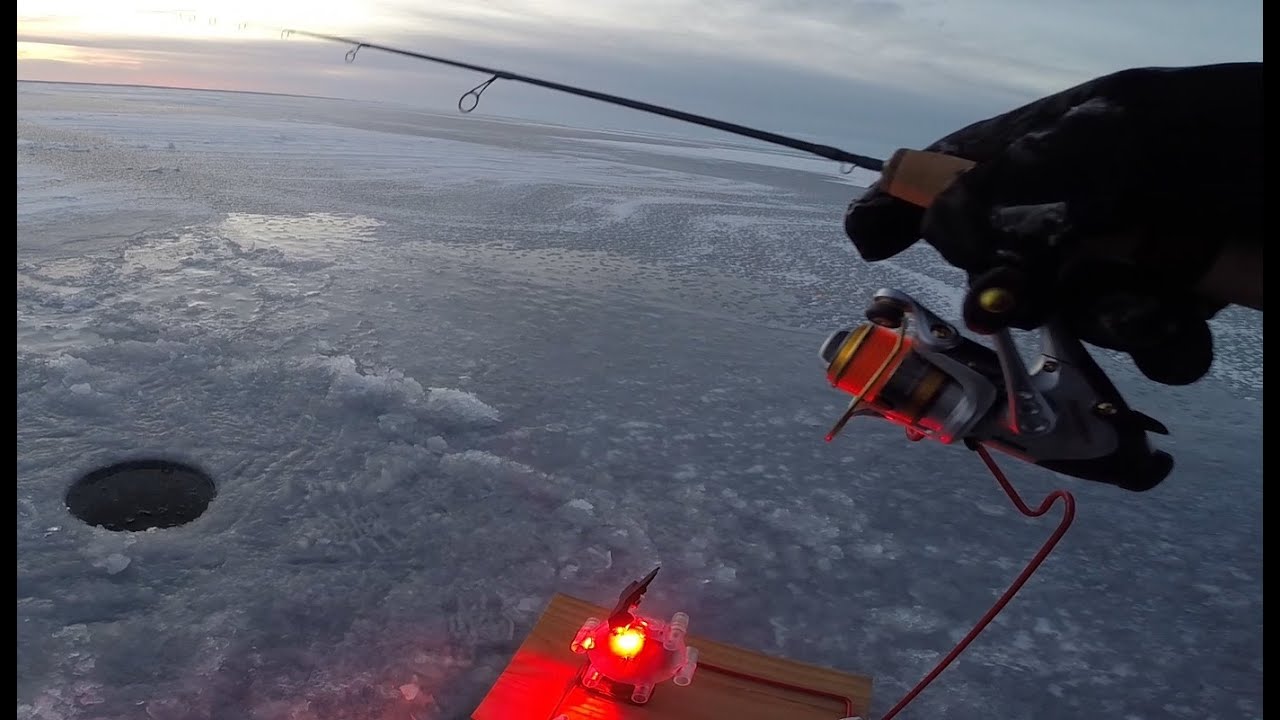 Frostbite Drench and Vulture Systems on Mille Lacs Lake Early Ice