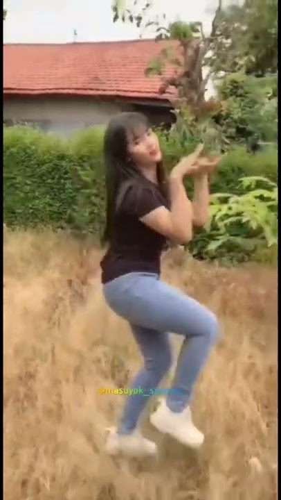 Story Wa “ Pok Ame Ame “ Cewek Cantik Goyang Santuy 30 Detik