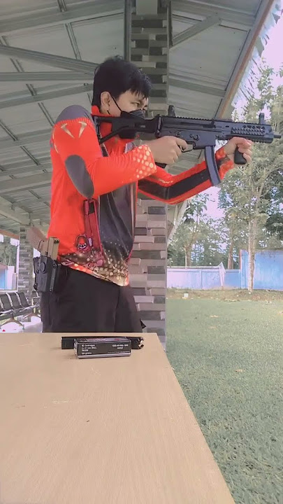 Indonesian SMG Pindad Cakrawana cal. 9x21 mm