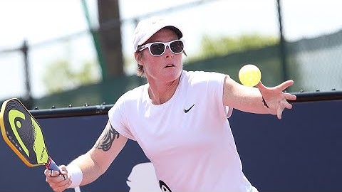 Sarah Ansboury behind the scenes