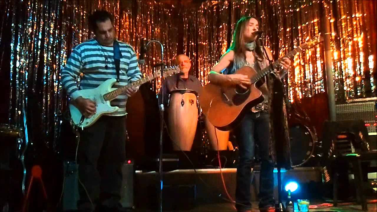 JeordieReel - Voodoo - 29Jan2012 - Eli's American Grille adlı videoyu YouTube'da izle JeordieReel - Voodoo - 29Jan2012 - Eli's American Grille adlı videoyu YouTube'da izle
