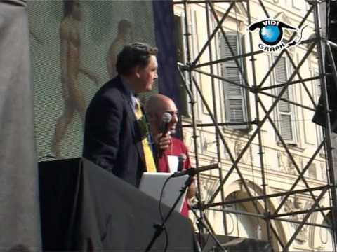 Beppe Grillo vaffaday Torino (2/4) - YouTube