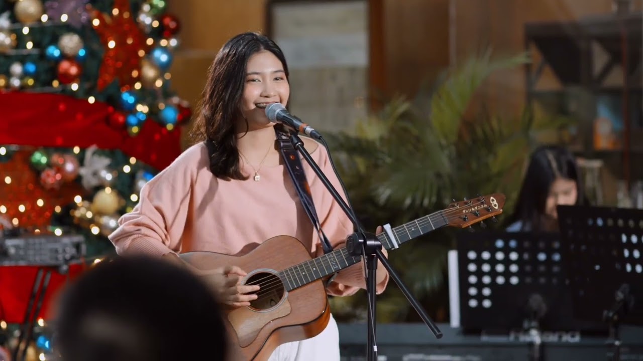 "Para sa mga umibig...at umasa" Ynah Baustista with her current single "Hopia".